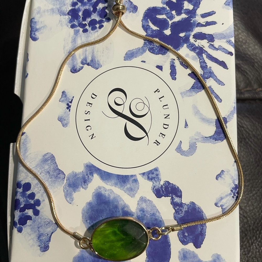 Conner bracelet from Plunder